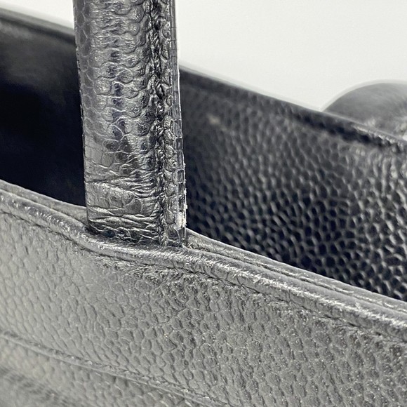 CHANEL Black Caviar Leather Bag - Picture 7 of 10